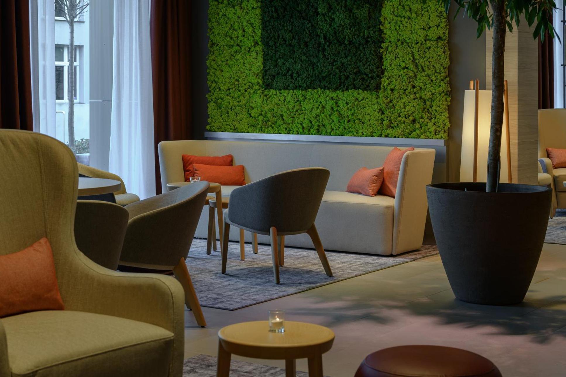 Intercityhotel 3*